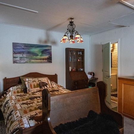 Meadow Suites In Wells Barkerville Bagian luar foto