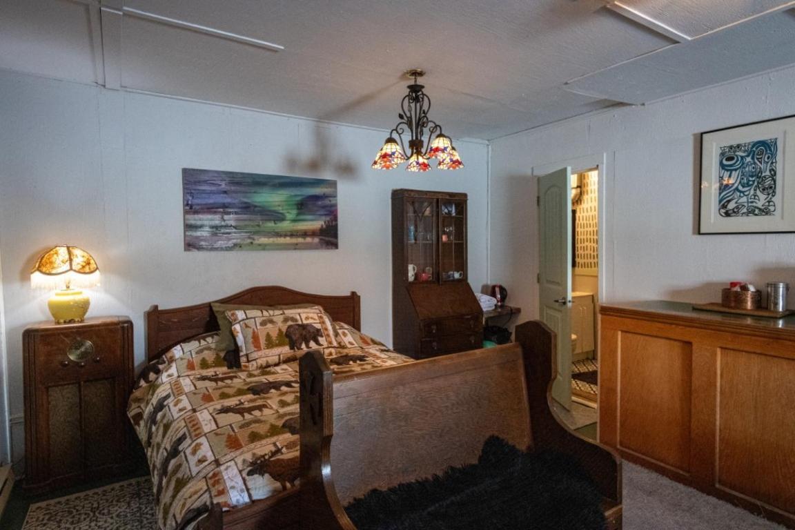 Meadow Suites In Wells Barkerville Bagian luar foto